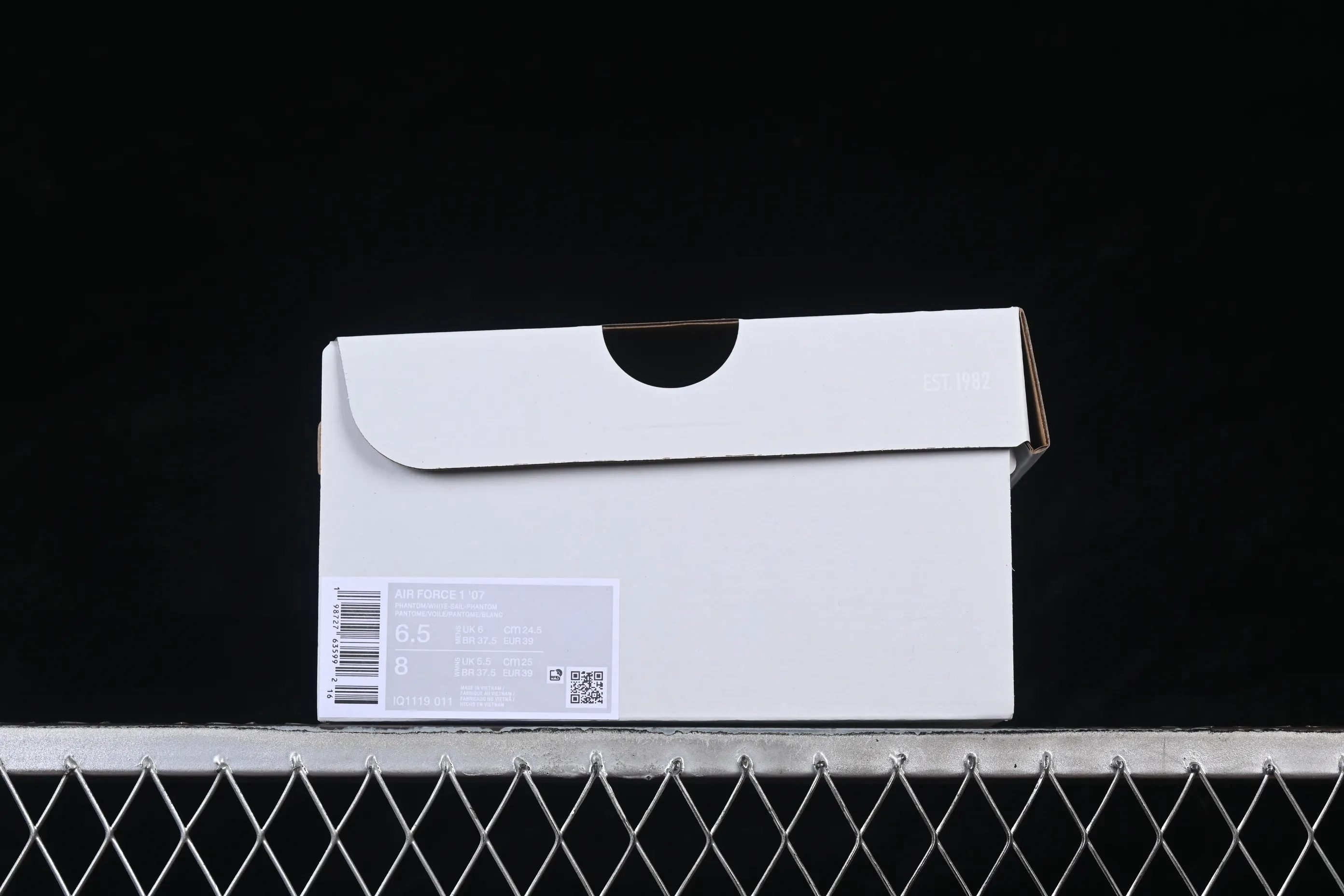 All categories Nk Air Force 1 Air Force series Nk Air Force 1 Low Air Force low-top Y version Nike Air Force 1'07 Low Year of the Horse limited edition Air Force 1 low-top casual sneakers IQ1119-011